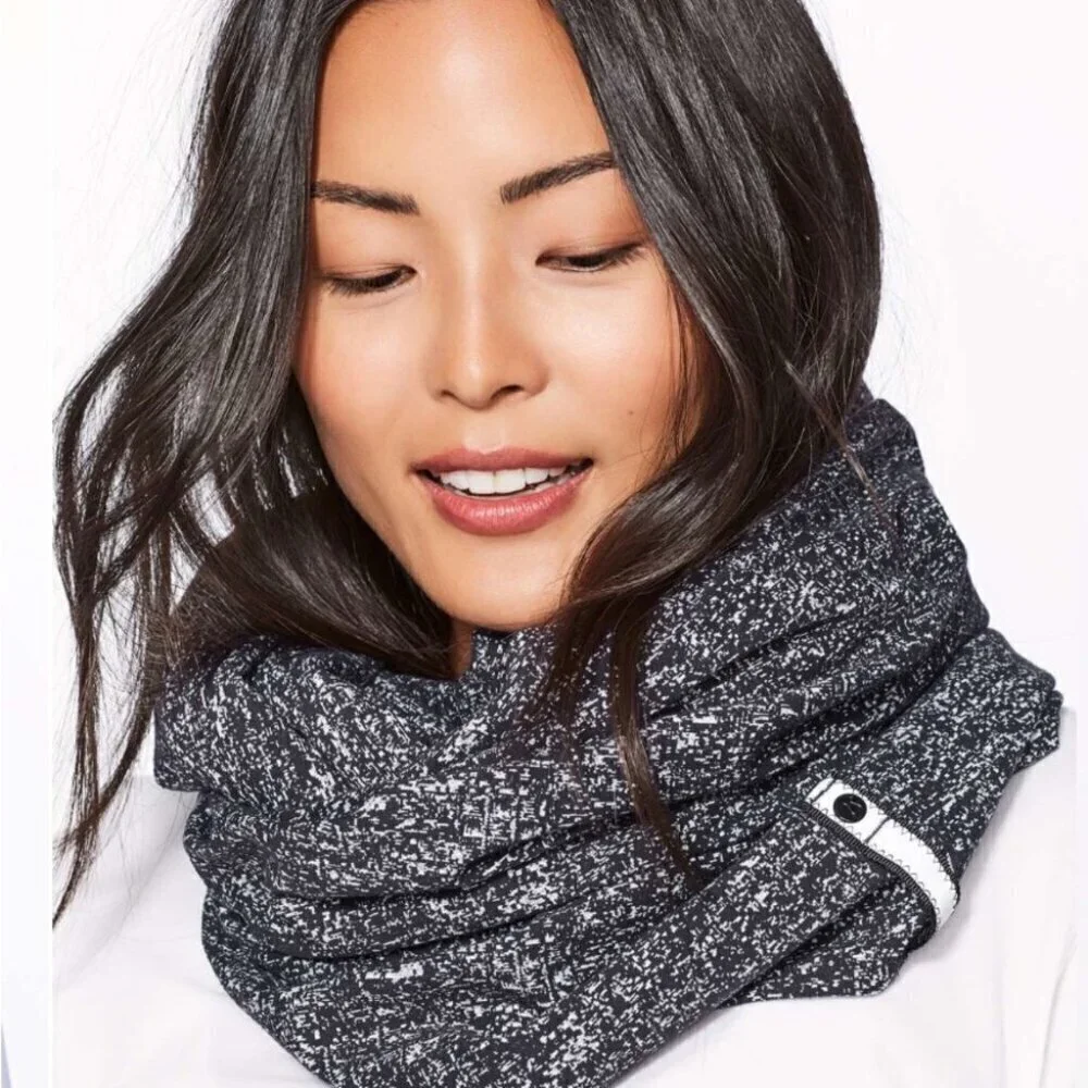 Lululemon Vinyasa grey Black yoga customizable lightweight stretch wrap shrug OS